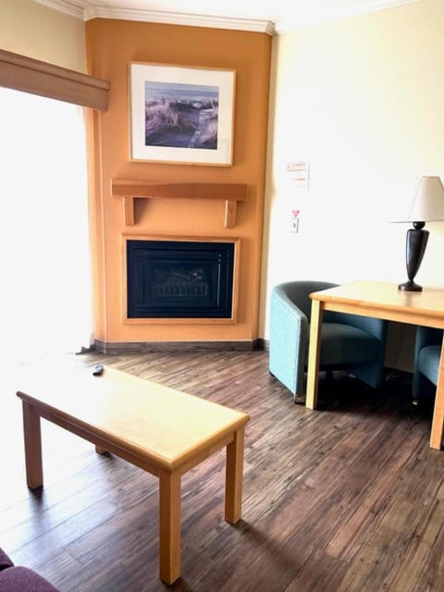 Lighthouse Suites Inn Ocean Shores Exteriör bild